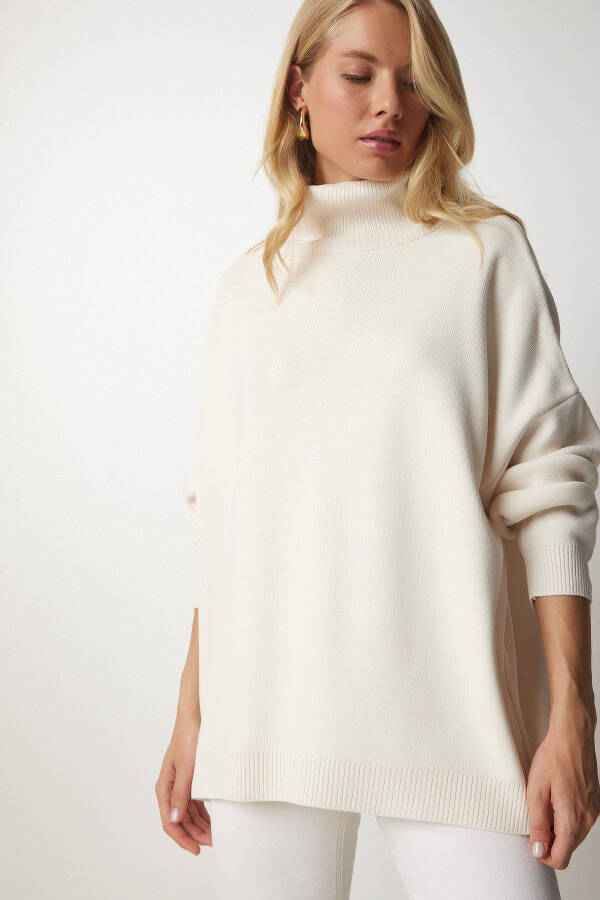 Women's Cream Fisherman Neck Oversized Knit Sweater BV00084 - 1