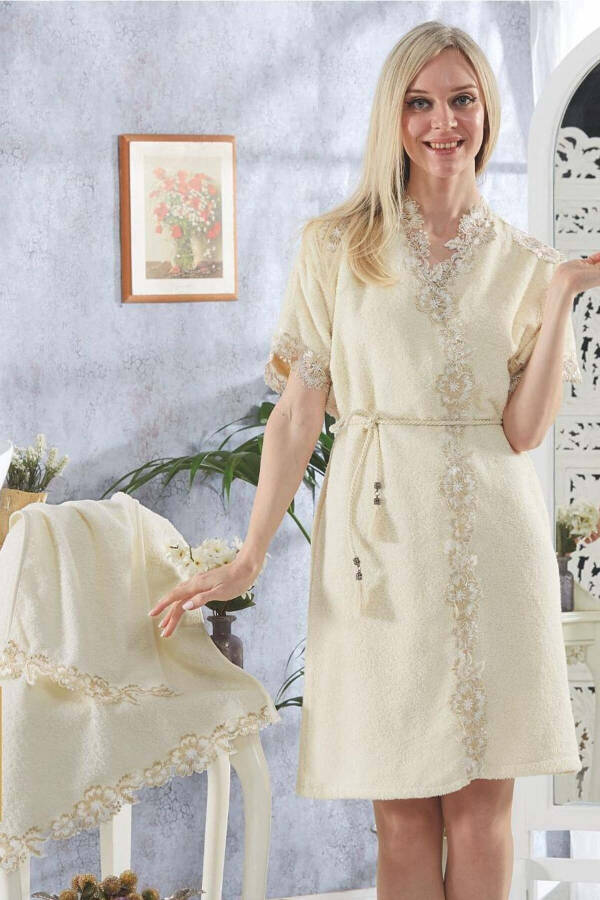 Women's Cream French Lace Honeymoon Bridal Fancy Bathrobe Set - 1