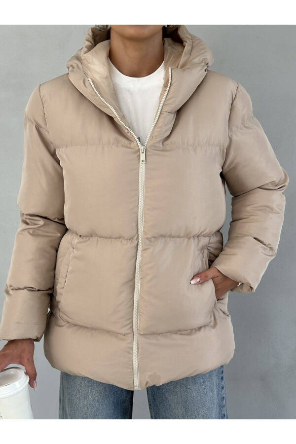 Women's Cream Hooded Puffer Jacket - 3