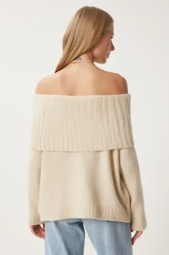 Women's Cream Madonna Collar Knit Sweater MT00156-Cream - 6