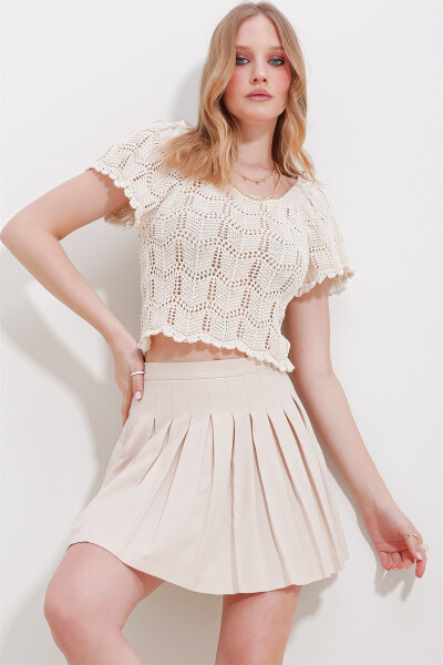 Women's Cream Square Neck Lace Knit Blouse ALC-X11555 - TREND ALAÇATI STILI (1)