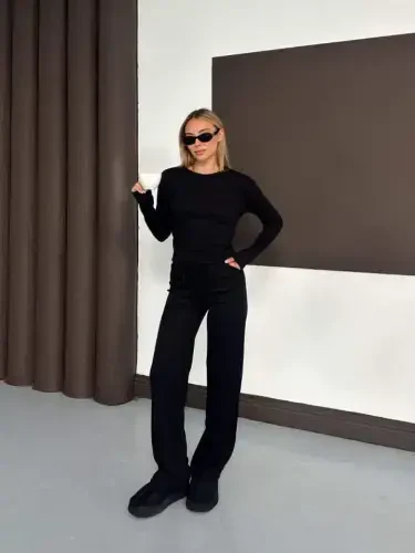 Women's Crew Neck Finger Hole Detail Long Sleeve Blouse And Pants Set - 1