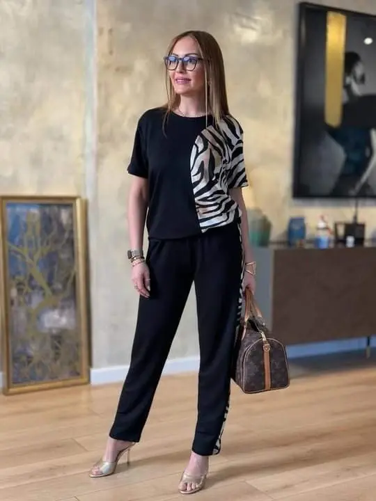 Women's Crew Neck Short Sleeve Leopard Print Blouse and Trousers Two-Piece Set - 7