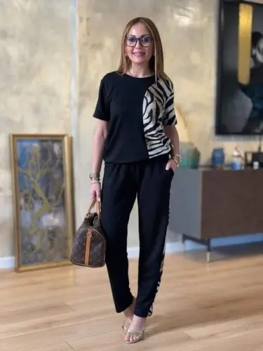 Women's Crew Neck Short Sleeve Leopard Print Blouse and Trousers Two-Piece Set - 8