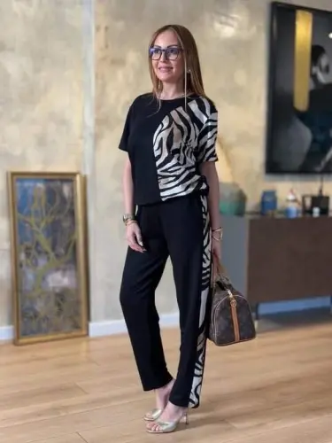 Women's Crew Neck Short Sleeve Leopard Print Blouse and Trousers Two-Piece Set - 9