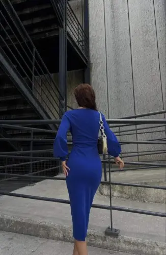 Women's Crossover Neck Balloon Sleeve Glittery Crepe Fabric Midi Dress - 4