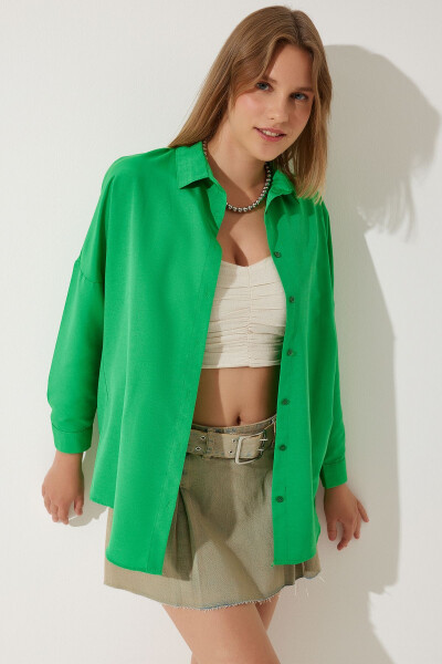 Women's Dark Green Oversize Long Basic Shirt DD00842 - HAPPINESS İSTANBUL (1)