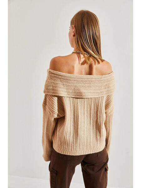 Women's Degaje Neck Sweater - 7