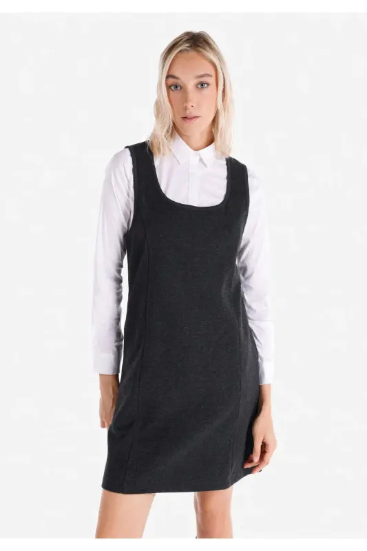 Women's dress, deep V-neck, pocket detail, anthracite. - 3