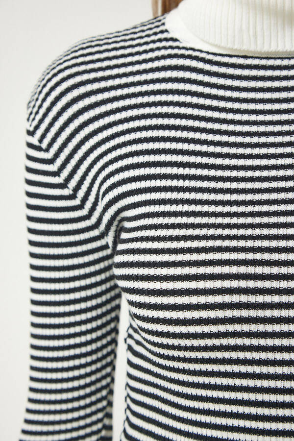 Women's Ecru Black Fisherman Neck Buttoned Cuff Knit Sweater DD01267 - 4