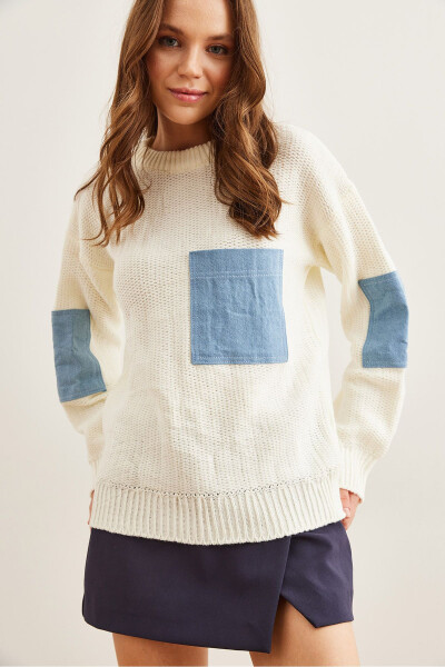 Women's Ecru Blue Denim Trim Pockets Loose Knitted Sweater KZK-19000837 - 2