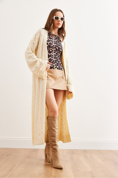 Women's Ecru Cable-Knit Cuff Foldover Maxi Cardigan SWTR-19000327 - OLALOOK (1)