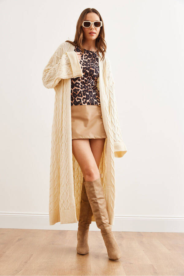 Women's Ecru Cable-Knit Cuff Foldover Maxi Cardigan SWTR-19000327 - 4