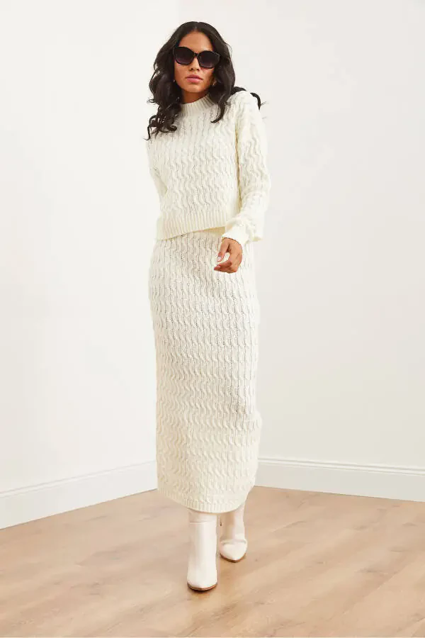 Women's Ecru Cable Knit Suit Bottoms TKM-19000315 - 4