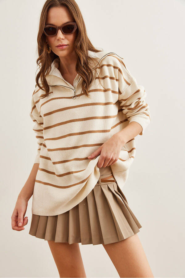 Women's Ecru Camel Zip High Neck Striped Oversized Knitted Sweater KZK-19000847 - 3