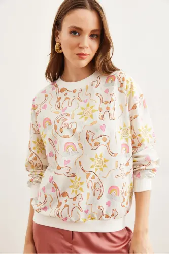 Women's Ecru Cat Basic Sweatshirt with Soft Texture SWT-19000457 - OLALOOK (1)