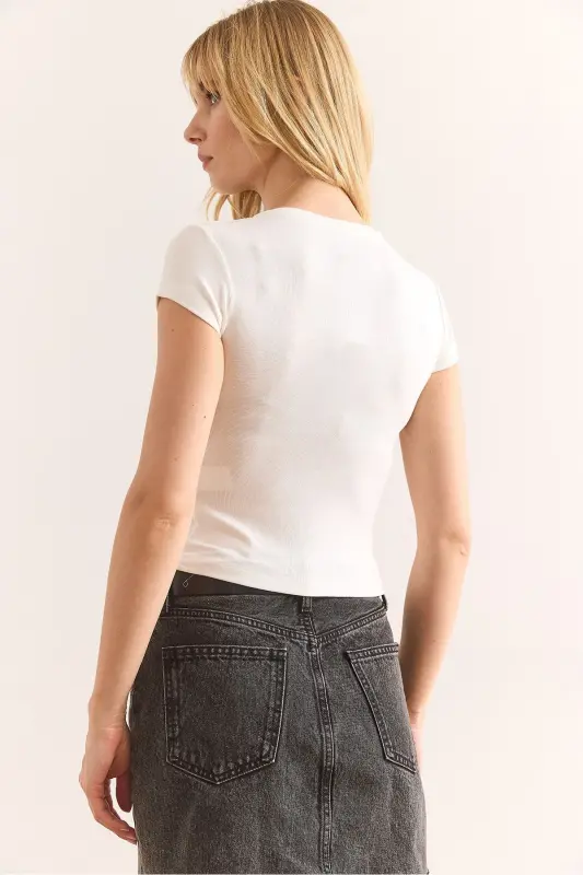Women's Ecru Collar Stone Detailed Soft Textured T-shirt - 2