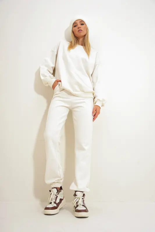Women's Ecru Crew Neck Elastic Waist and Hem Two Thread Basic Tracksuit ALC-507-669-001-ECRU - 6