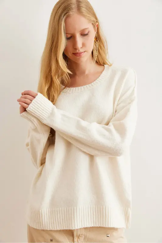 Women's Ecru Crew Neck Soft Textured Knit Sweater KZK-19000807-Ecru - 5