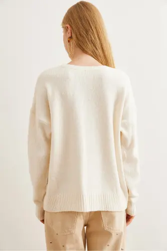 Women's Ecru Crew Neck Soft Textured Knit Sweater KZK-19000807-Ecru - 7