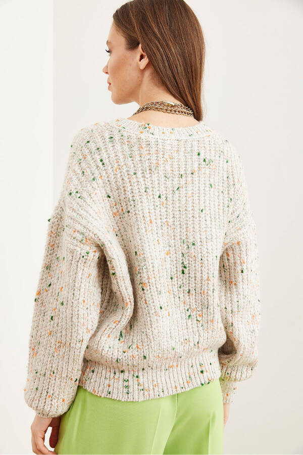 Women's Ecru Detailed Soft Detailed Oversized Knitted Sweater KZK-19000862 - 7