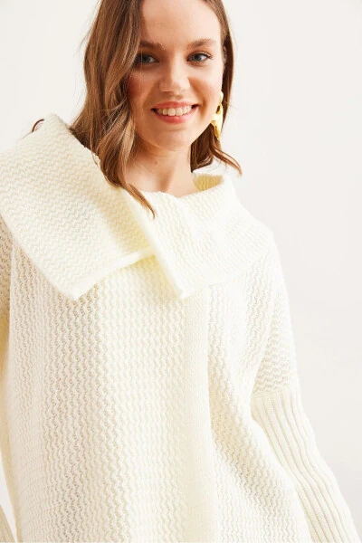 Women's Ecru Envelope Collar Buttoned Tricot Cardigan - 5