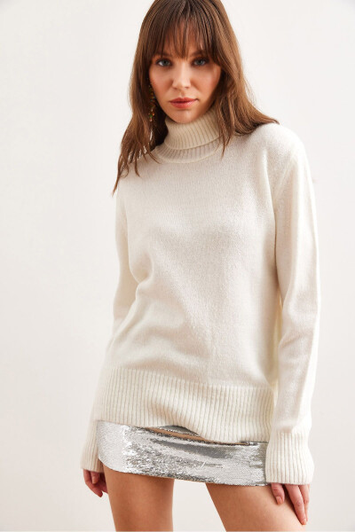 Women's Ecru Fisherman Neck Soft Textured Knit Sweater KZK-19000905 - OLALOOK