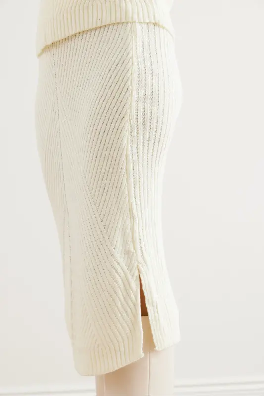 Women's Ecru Geometric Textured Skirted Knitted Suit TKM-19000325-Ecru - 6