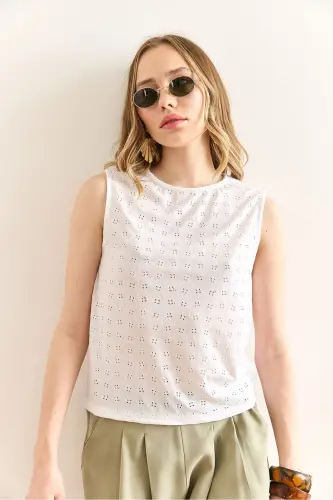 Women's Ecru Guipure Appearance Lycra Blouse BLZ-190030 - OLALOOK (1)