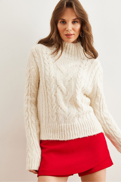 Women's Ecru High Neck Cable Knit Sweater KZK-19000934 - 4