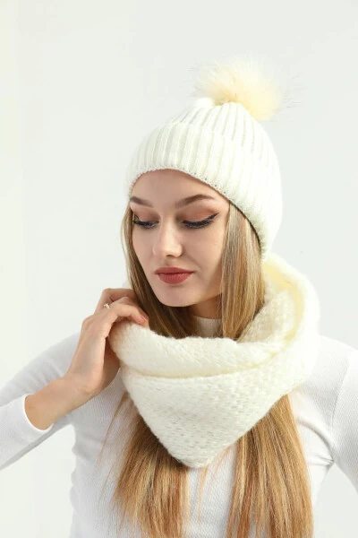 Women's Ecru Knit Pom Pom Beanie and Knitted Neck Warmer Set - RITAGARCIA