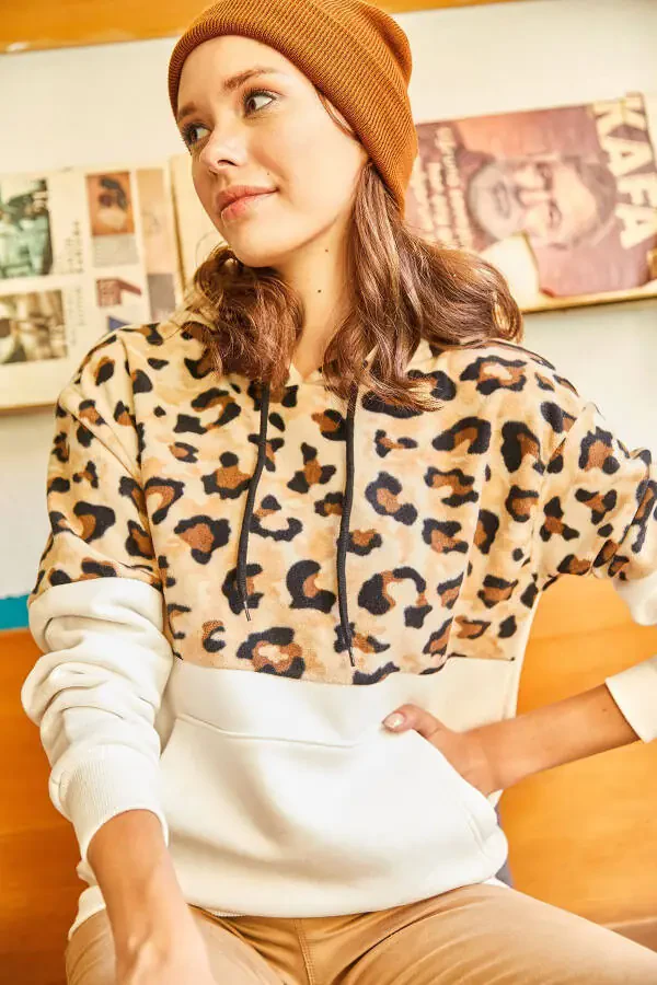 Women's Ecru Leopard Fleece Detailed Fleece Lined Thick Sweatshirt SWT-19000470 - 3