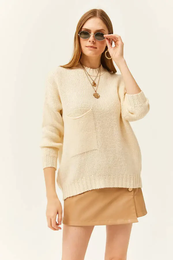 Women's Ecru Pocket Detailed Soft Textured Oversized Knit Sweater KZK-19000767 - 2