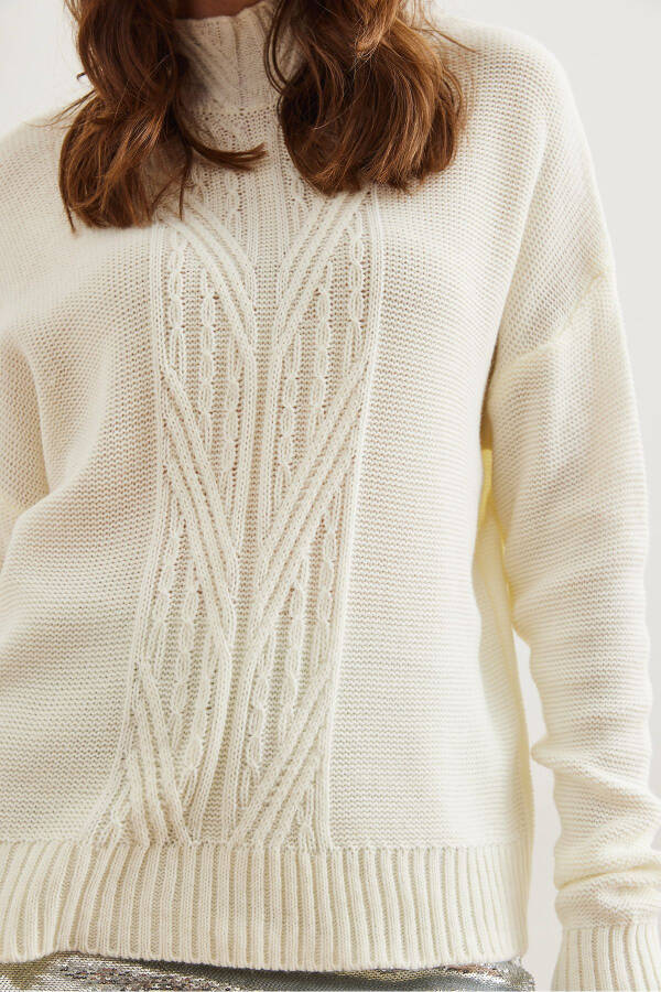 Women's Ecru Stand Collar Center Braid Knitted Sweater KZK-19000912 - 5
