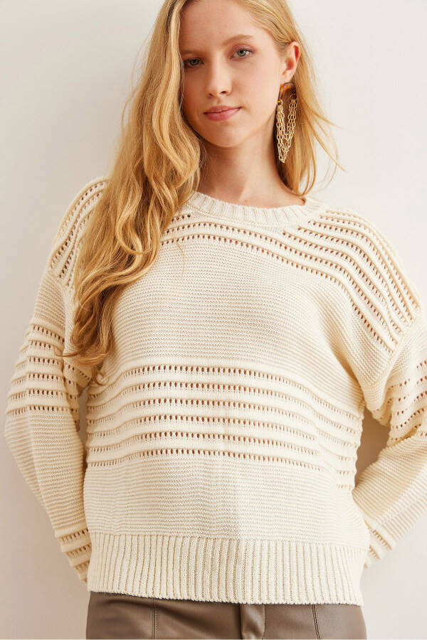 Women's Ecru Textured Ribbon Detail Knitwear Sweater KZK-19000808 - 4