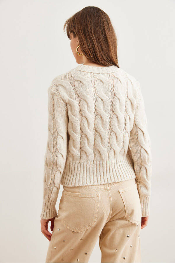 Women's Ecru Thick Cable Knit Sweater KZK-19000939 - 6