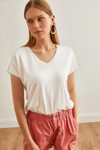 Women's Ecru V Neck Batwing Knitted Viscose T-Shirt TSH-19 - 4