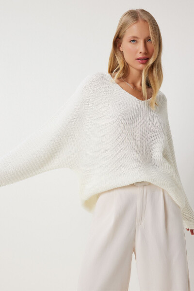 Women's Ecru V-Neck Selanik Knit Oversized Cardigan ZA00059 - 3