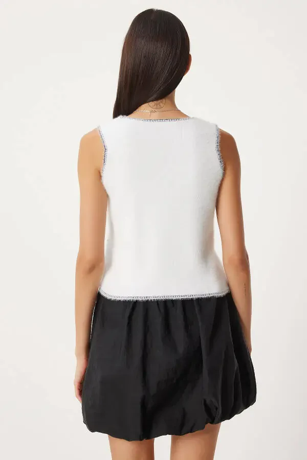 Women's Ecru V-Neck Shaggy Knit Vest YY00219 - 6