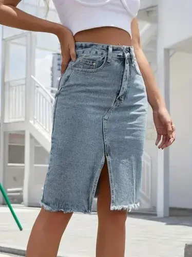 Women's Elastic Waist Ripped Hem Detailed Denim Skirt - 4