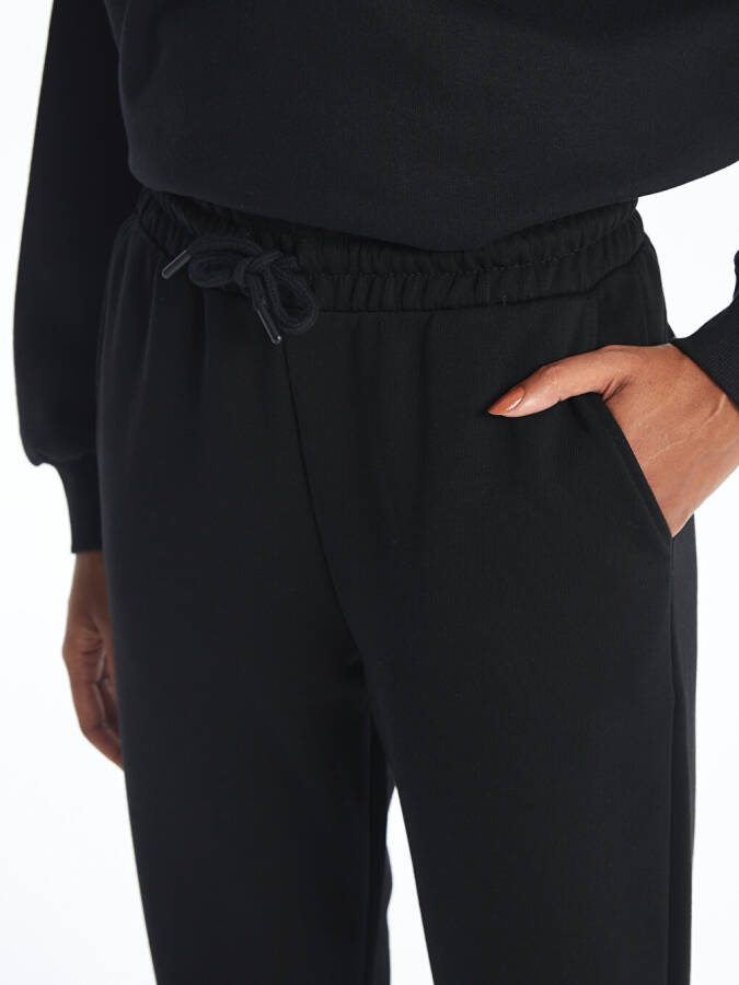 Women's Elastic Waist Straight Jogger Sweatpants - 10