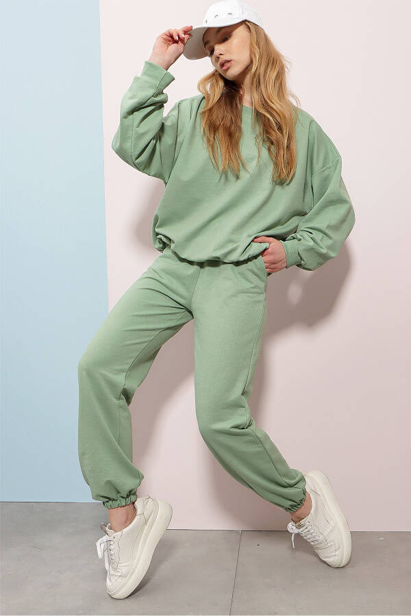 Women's Emerald Green Crew Neck Elastic Waist and Cuff Two-Thread Basic Tracksuit ALC-507-669-001 - 5