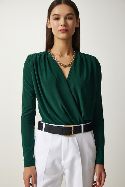 Women's Emerald Green Envelope Neck Snap Button Knit Blouse FF00147 - HAPPINESS İSTANBUL (1)