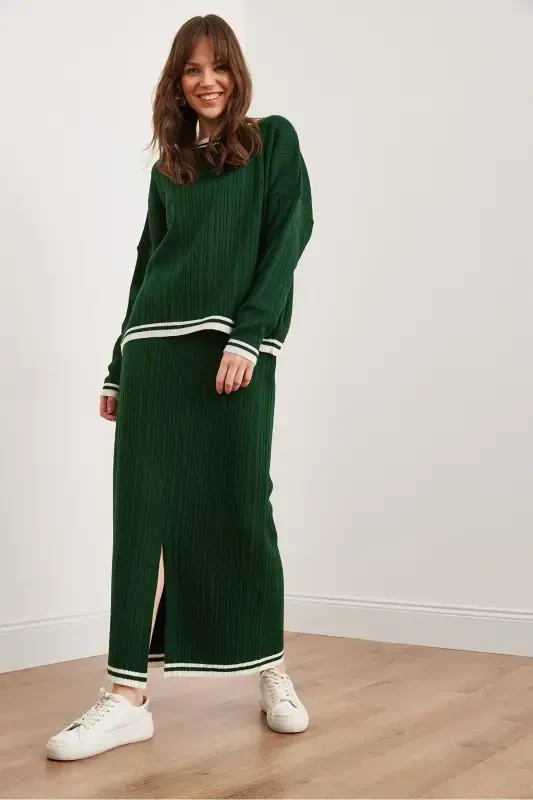 Women's Emerald Green Top Sweater Skirt with Slit Knitwear Suit TKM-19000327-Emerald Green - 2