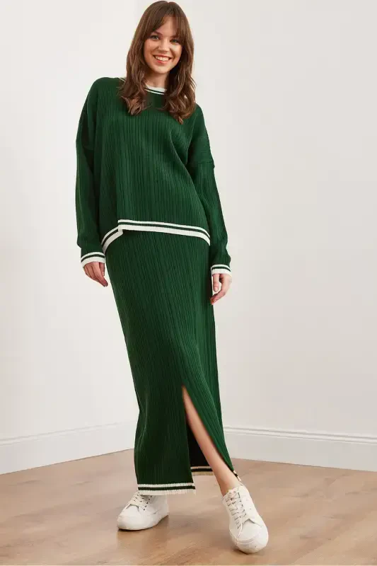 Women's Emerald Green Top Sweater Skirt with Slit Knitwear Suit TKM-19000327-Emerald Green - 3