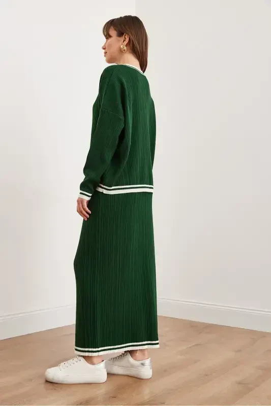 Women's Emerald Green Top Sweater Skirt with Slit Knitwear Suit TKM-19000327-Emerald Green - 7