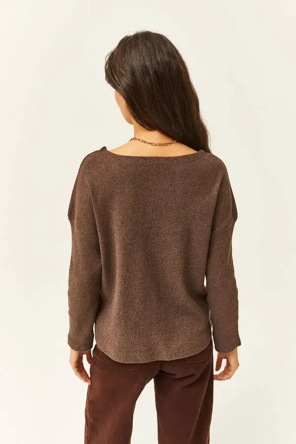 Women's Espresso Buttoned Thistle Loose Fit Pullover KZK-19000721 - 4