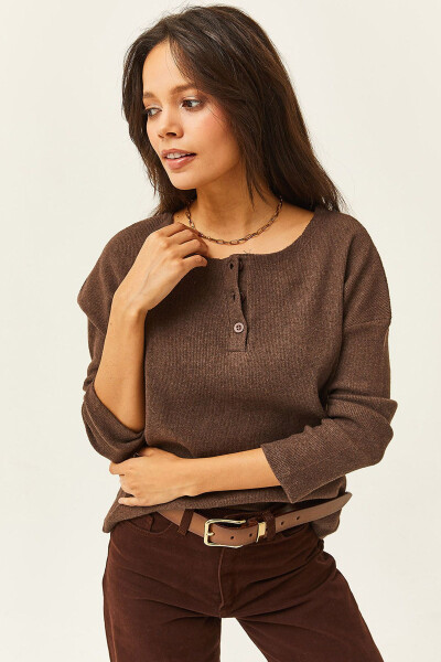 Women's Espresso Buttoned Thistle Loose Fit Pullover KZK-19000721 