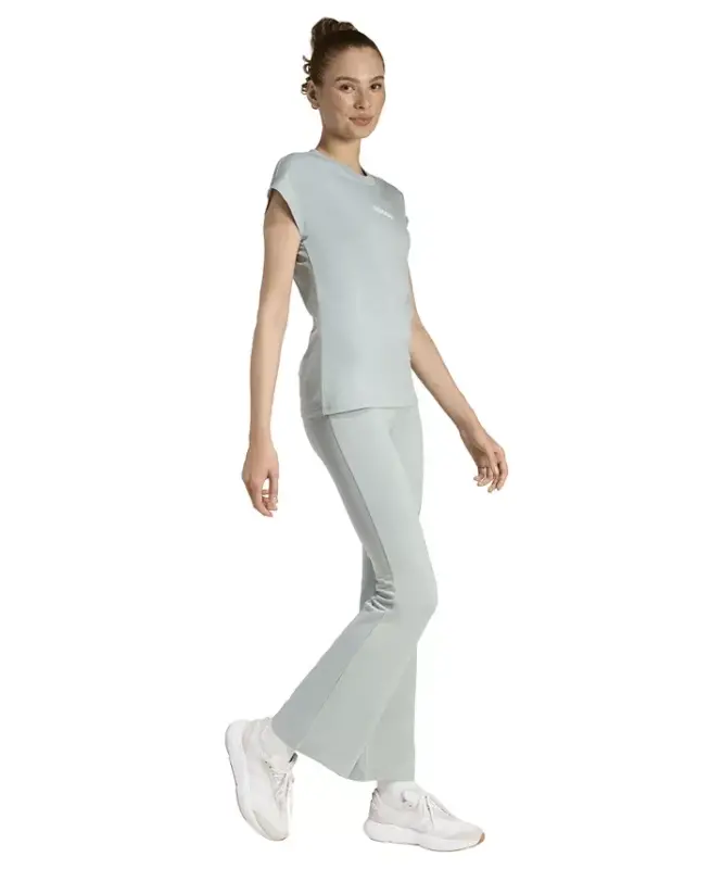 Women's Essentials Small Logo Flared Leggings - Lt/pas Grn - 2