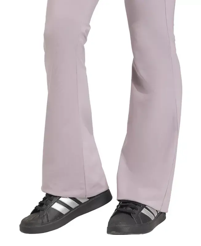 Women's Essentials Small Logo Flared Leggings - Lt/pas Pur - 3